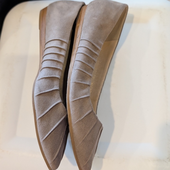 Fergalicious Taupe Pleated Flats - Picture 6 of 8